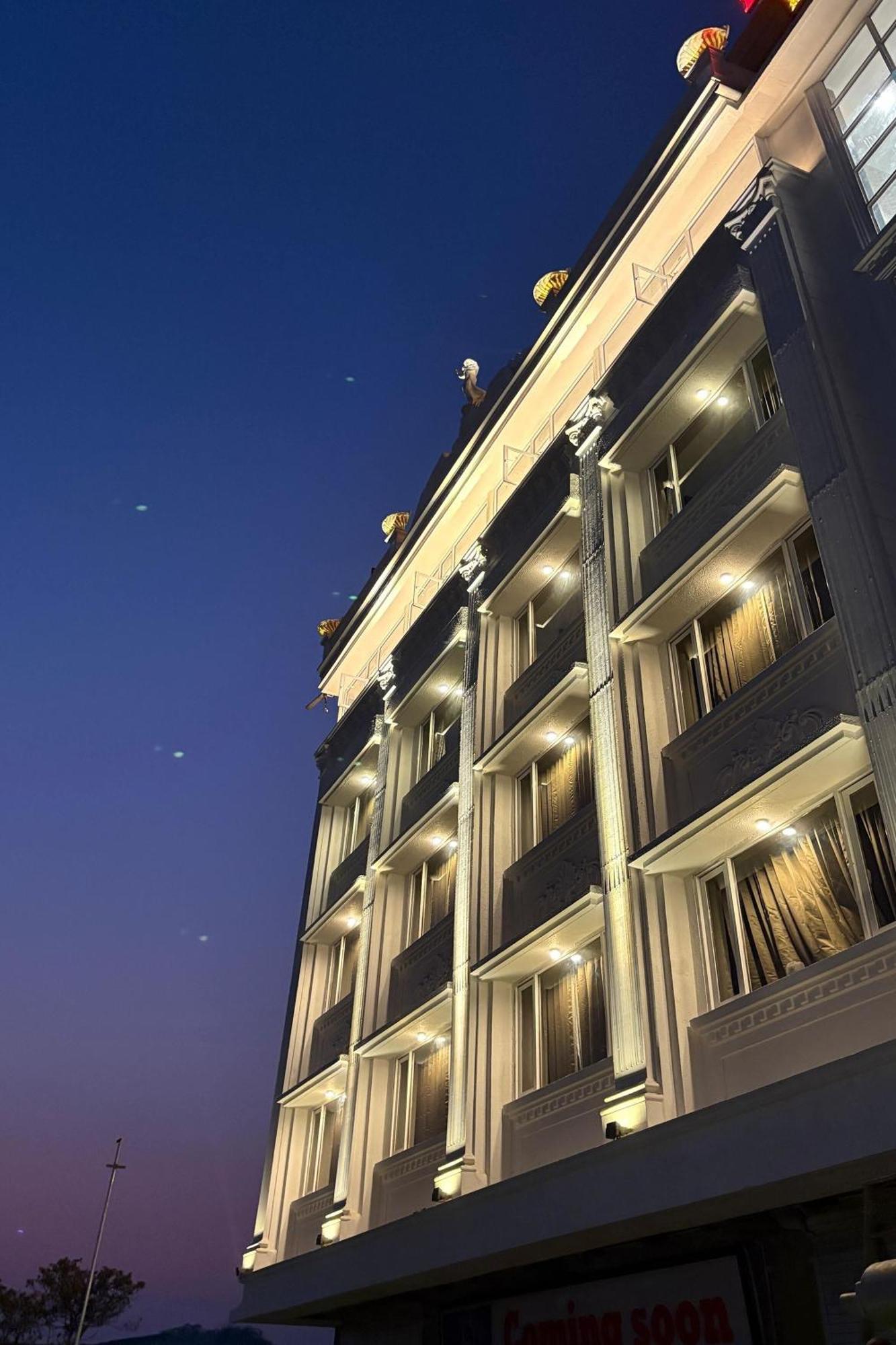 Hotel Kushala Grand, Dombivali Mangrul Eksteriør bilde